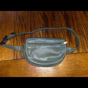 Stone Mountain fanny pack